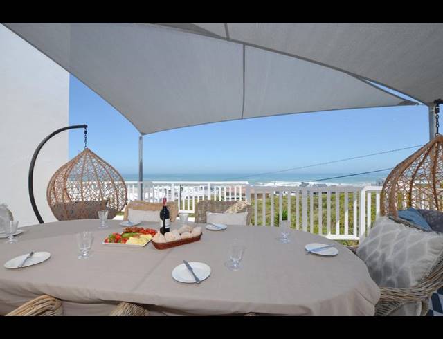 4 BEDROOM HOUSE FOR SALE IN PEARL BAY